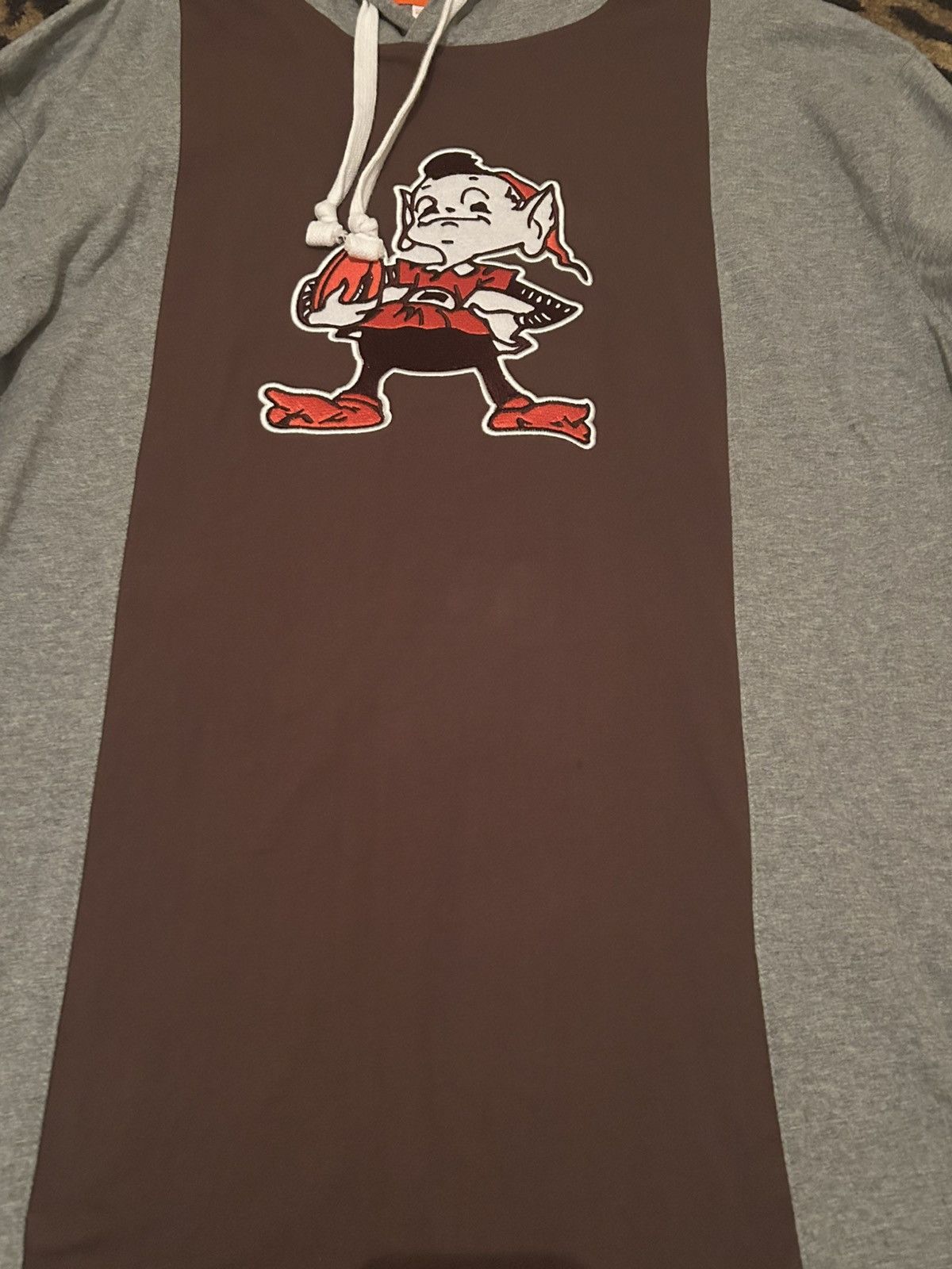 Mitchell & Ness Cleveland Browns The Elf Hoodie XL Retro NFL Brown Orange Size US XL / EU 56 / 4 - 4 Thumbnail