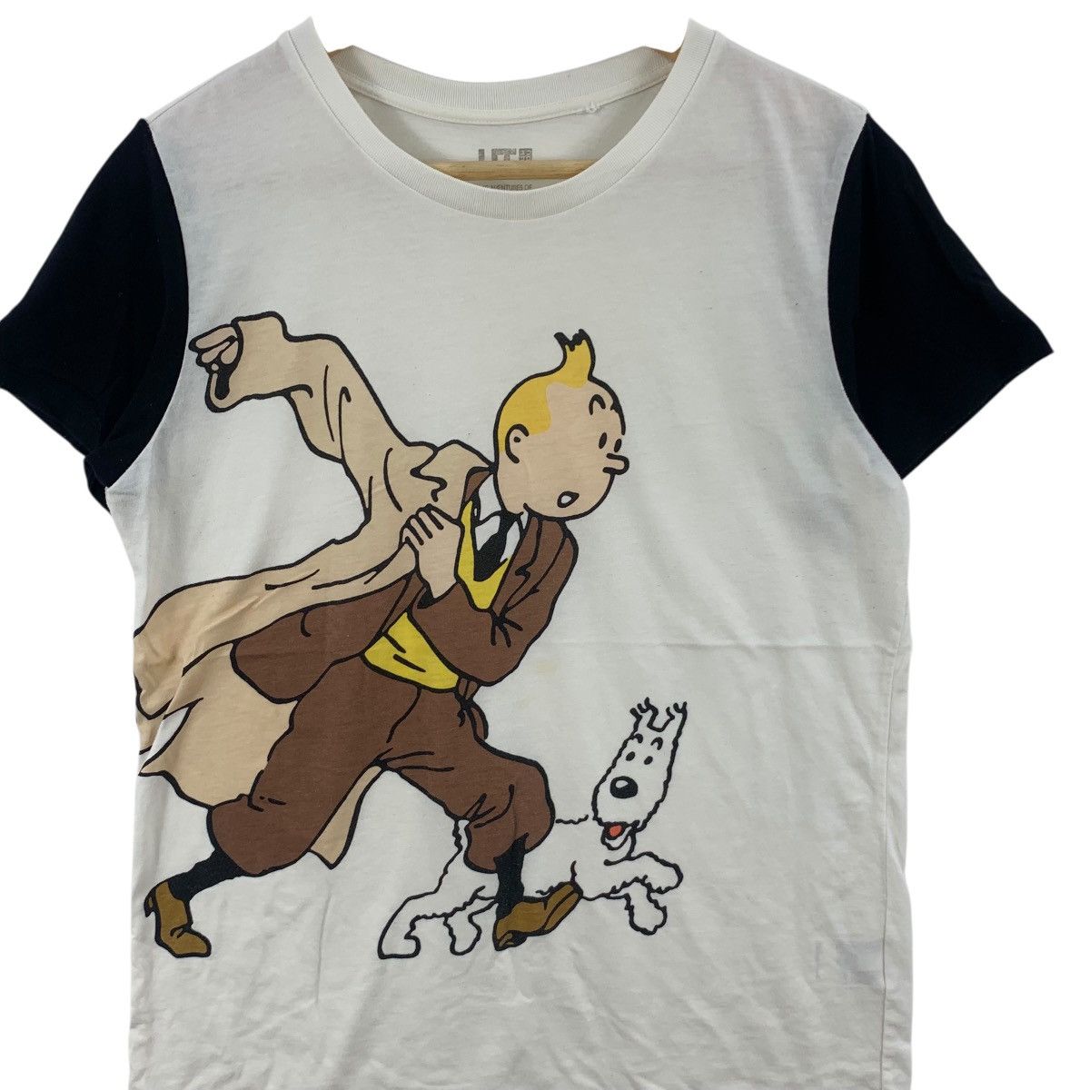 Uniqlo UNIQLO x TINTIN CARTOON Les Aventures Adventures Tee Shirt Size US M / EU 48-50 / 2 - 5 Thumbnail