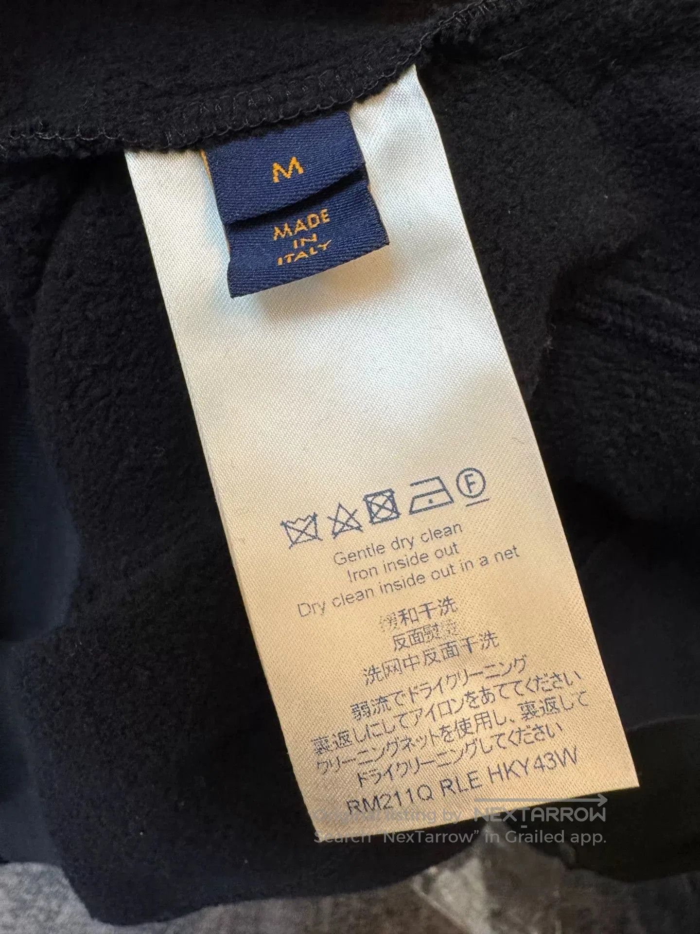 Louis Vuitton Louis Vuitton Black Monogram Sweatshirt M Size. Size US M / EU 48-50 / 2 - 4 Thumbnail