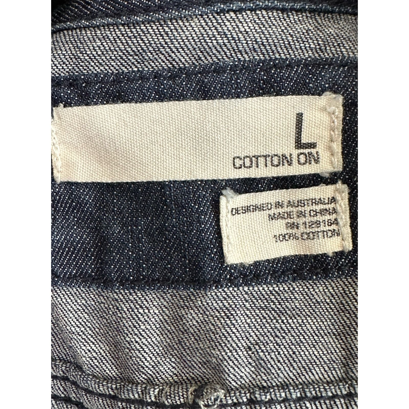 Cotton On Cotton On blue denim buttoned long sleeves shirt size large Size L / US 10 / IT 46 - 3 Thumbnail