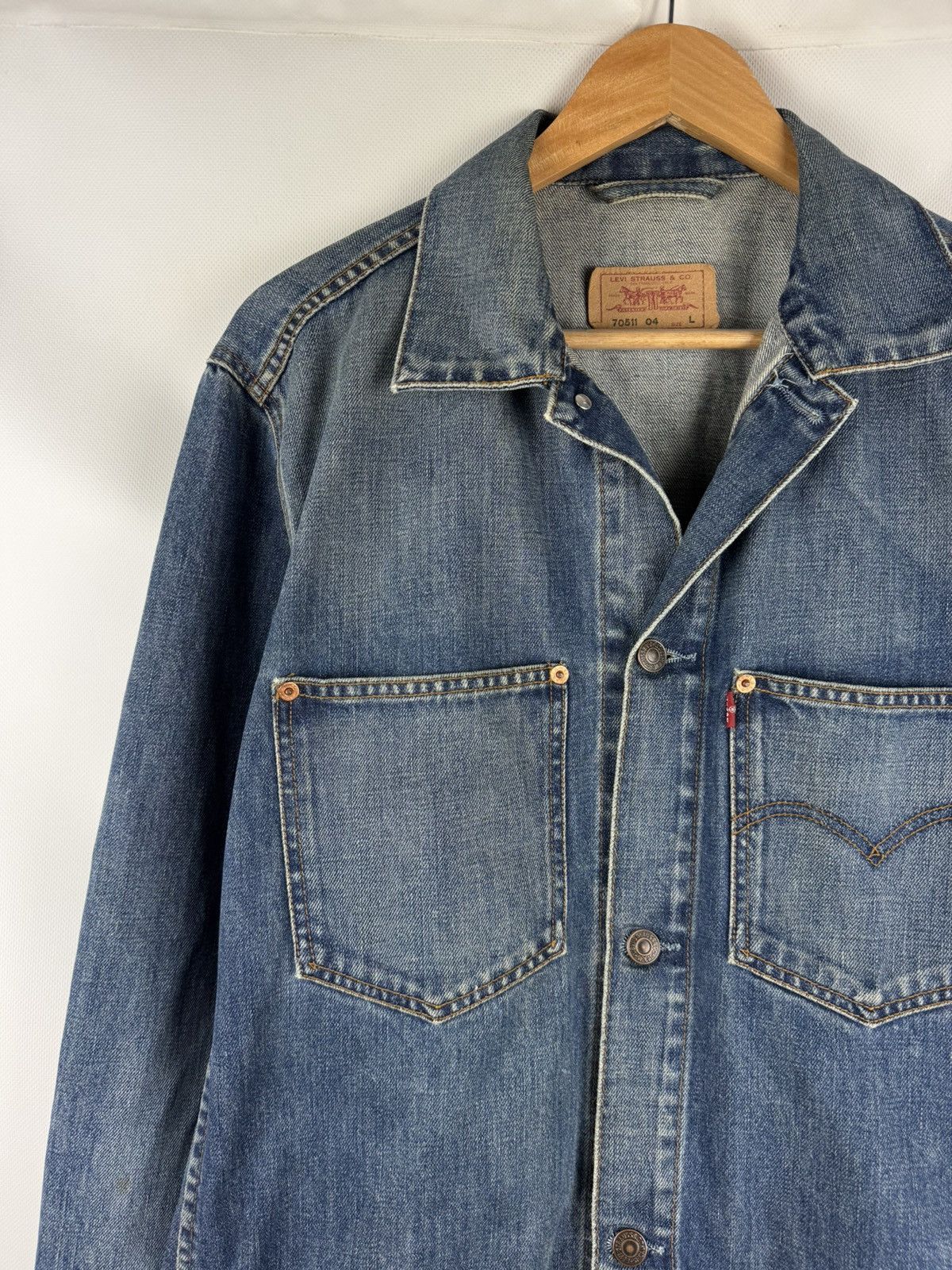 Levi's Levi’s Vintage 70511 Men’s Denim Trucker Jacket Size L Size US L / EU 52-54 / 3 - 4 Thumbnail