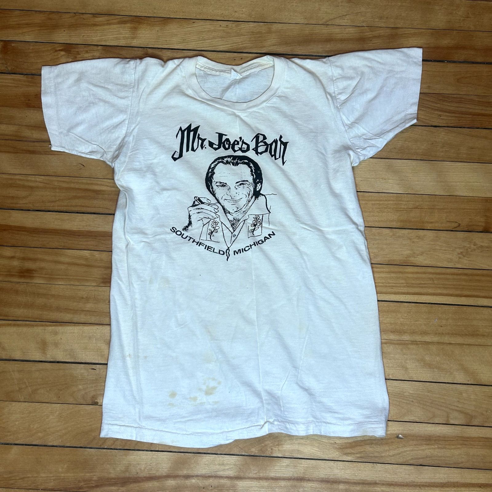Vintage Vintage Graphic T-Shirt Small Size US S / EU 44-46 / 1 - 1 Thumbnail