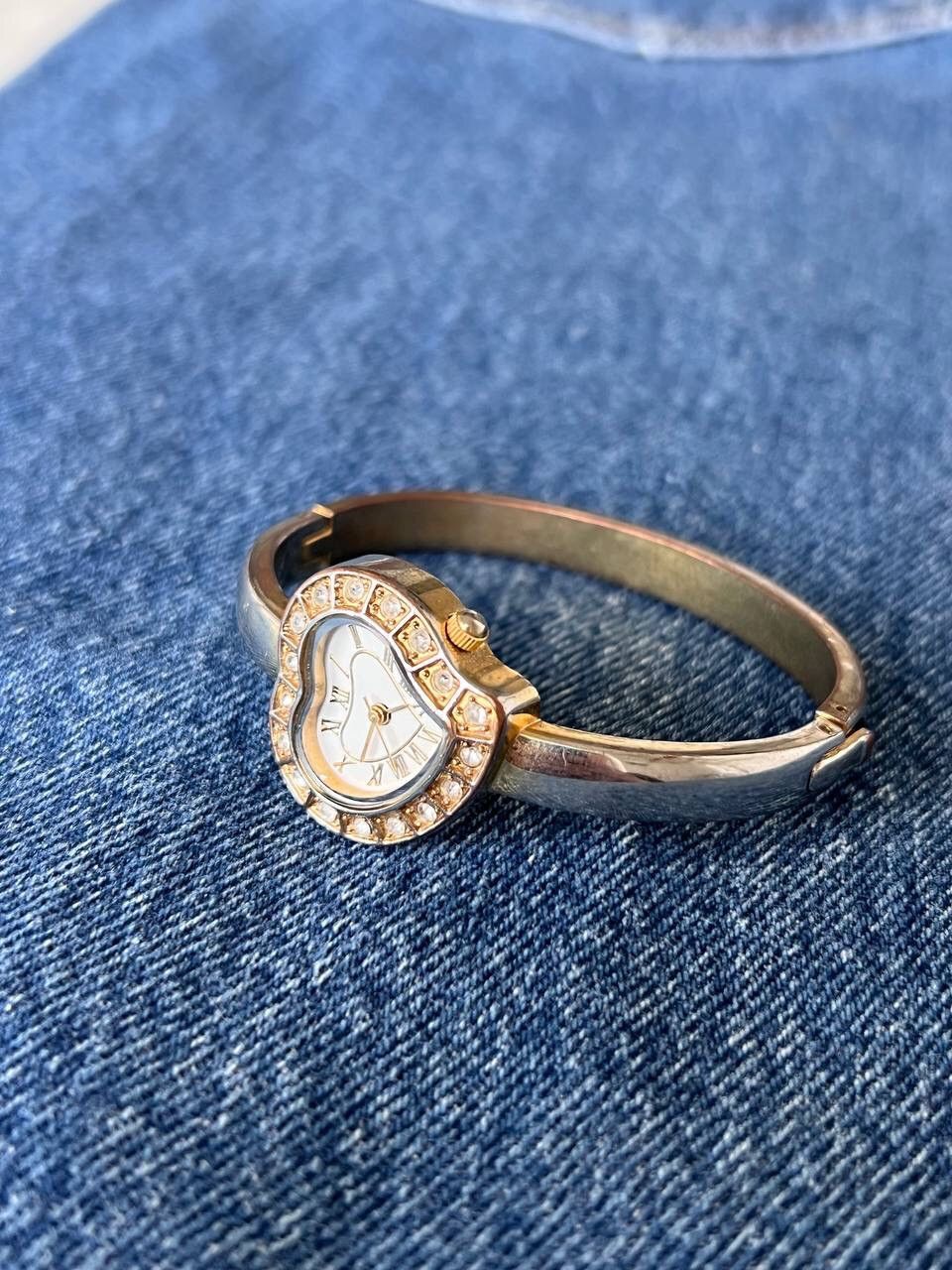 Japanese Brand × Vintage Vintage Japanese style Heart ❤️ futuristic Watch Size ONE SIZE - 2 Thumbnail