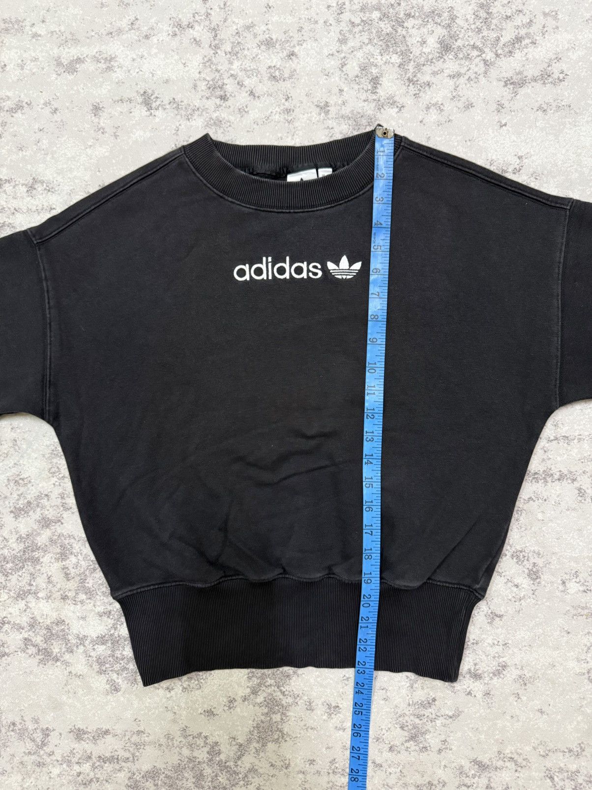 Adidas Adidas Emroidery Spellout Logo Cropped Sweatshirt Size XS / US 0-2 / IT 36-38 - 15 Thumbnail