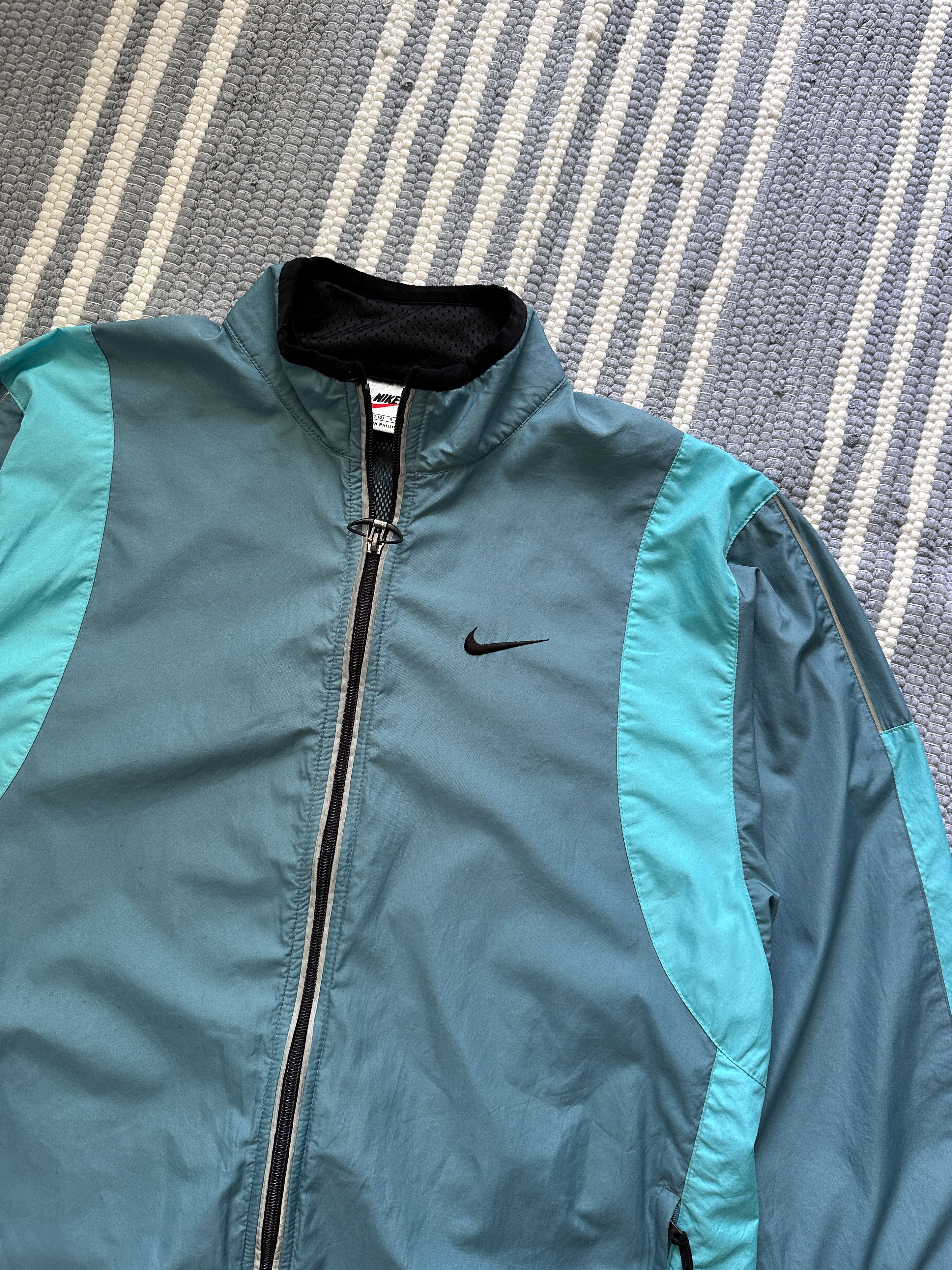 Nike Vintage Nike Track Light Jacket Size US L / EU 52-54 / 3 - 3 Thumbnail