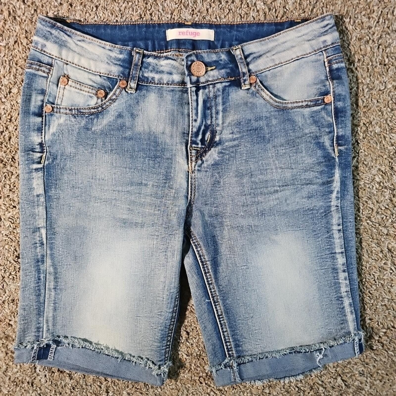 Other Refuge Sz 4 Cuffed Jean Shorts Size 27" / US 4 / IT 40 - 1 Thumbnail