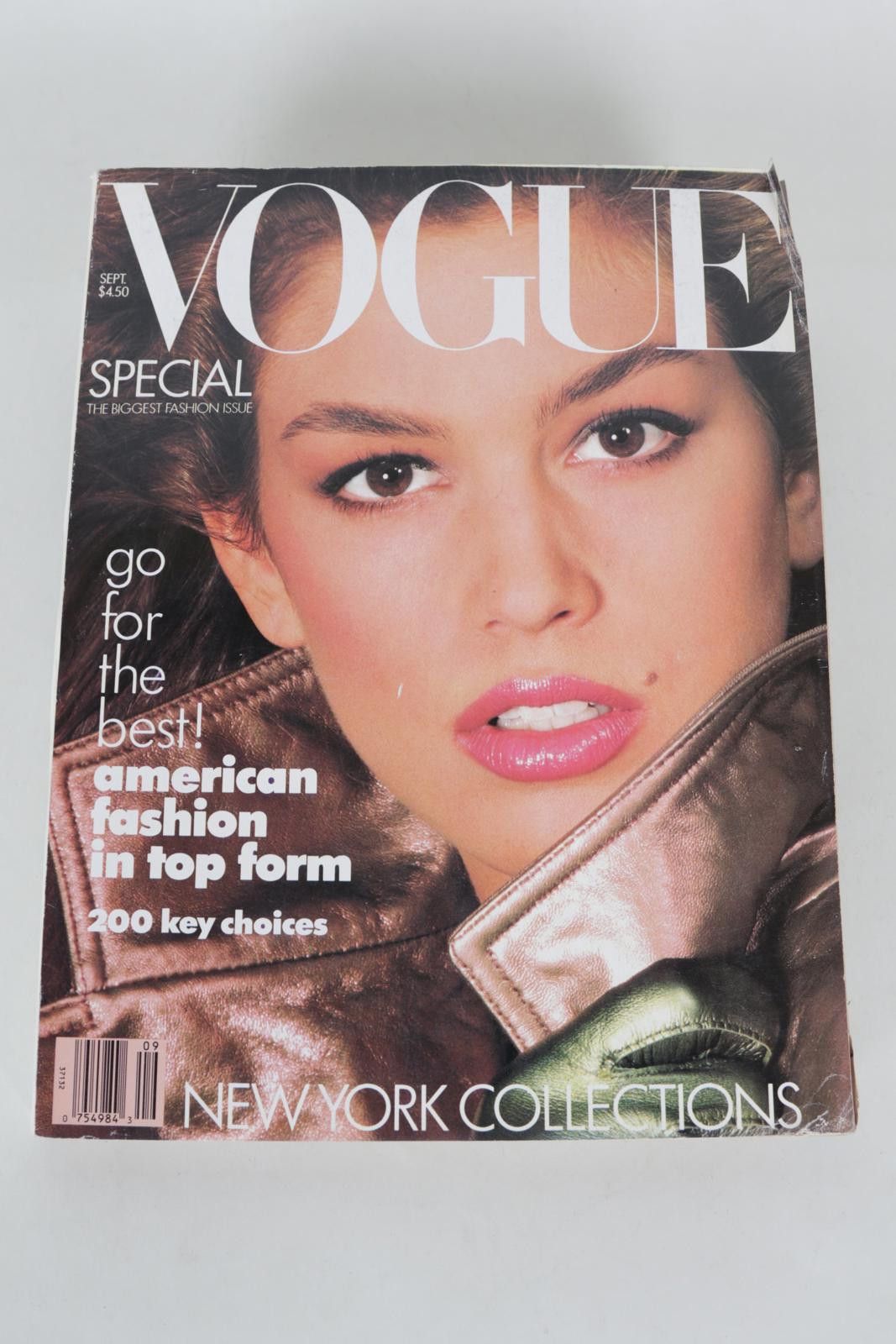 Vogue 87' Vogue September Cindy Crawford Magazine Size ONE SIZE - 1 Thumbnail