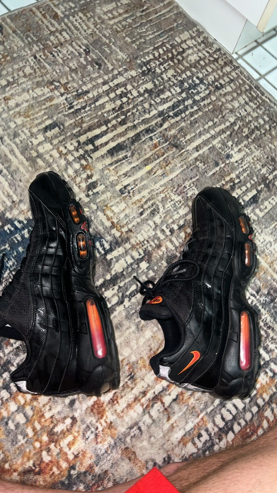 Nike Air max 95 halloweeen edition 2023 Size US 11 / EU 44 - 4 Thumbnail