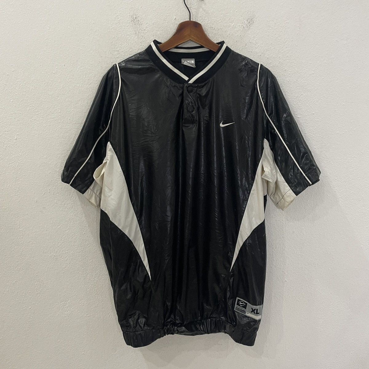 Nike Nike Embroidery Logo Jersy Size US L / EU 52-54 / 3 - 9 Thumbnail