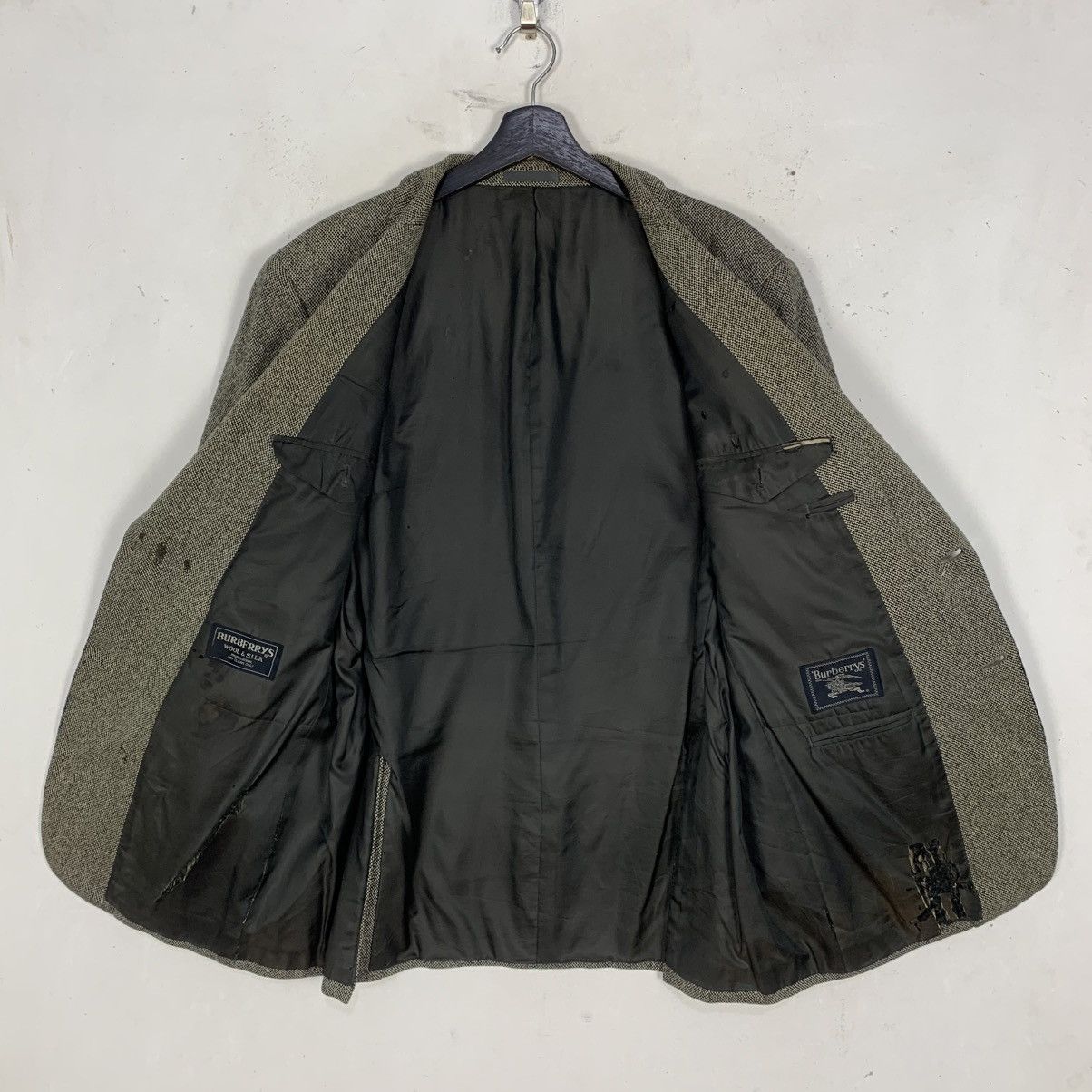 Burberry Vintage Distressd Burberry London Silk&wool Luxury Coat Size US M / EU 48-50 / 2 - 5 Thumbnail