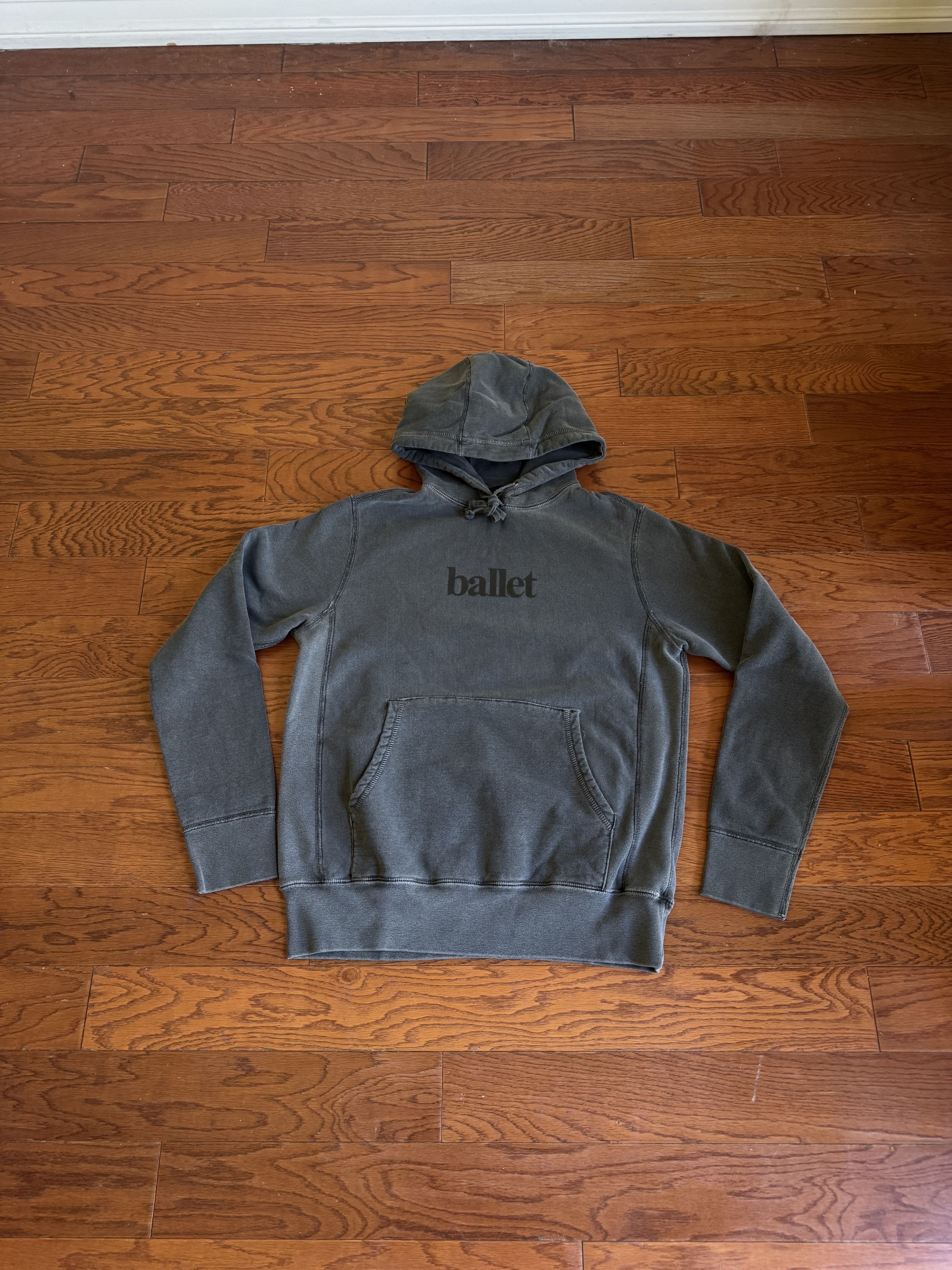Other OK, Ballet Gray Washed Hoodie Sweatshirt Size US S / EU 44-46 / 1 - 3 Thumbnail