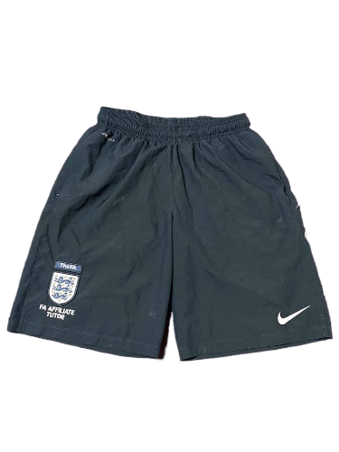 Nike Vintage Nike Y2K Logo Streetwear Shorts Size M Size US 32 / EU 48 - 1 Thumbnail