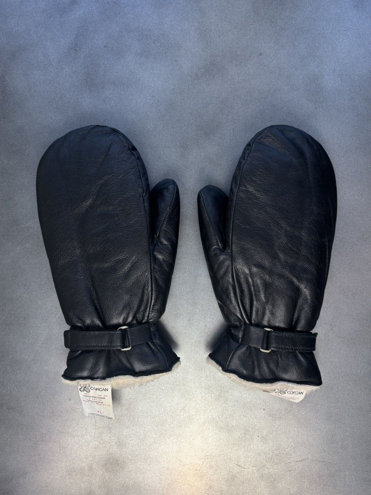 Vintage 1980s Prison Guard Mittens Vintage Shearling Mitts Leather Size ONE SIZE - 16 Thumbnail