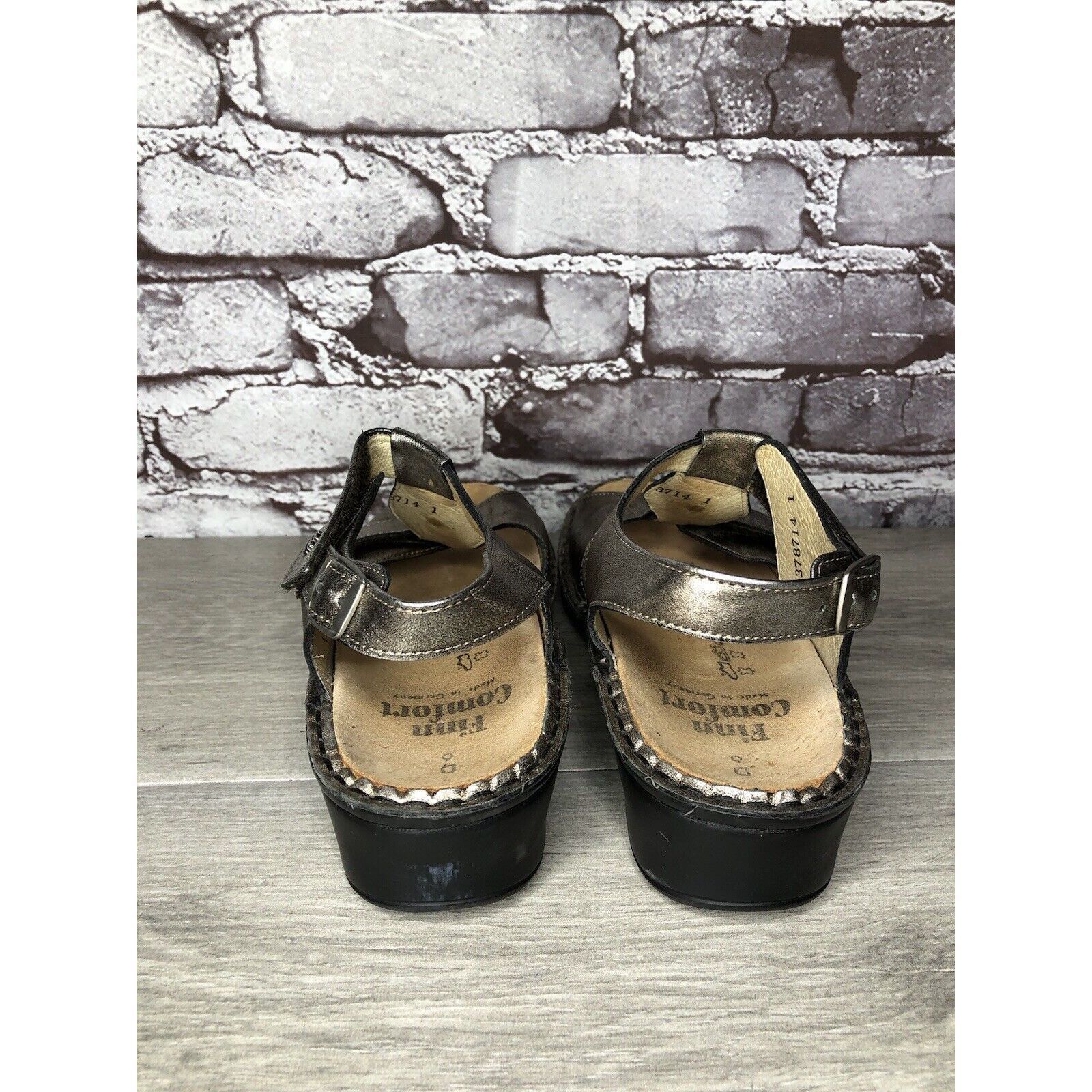 Other FINN COMFORT Adana Pewter Metallic Leather Strap Wedge Sanda Size US 8 / IT 38 - 4 Thumbnail