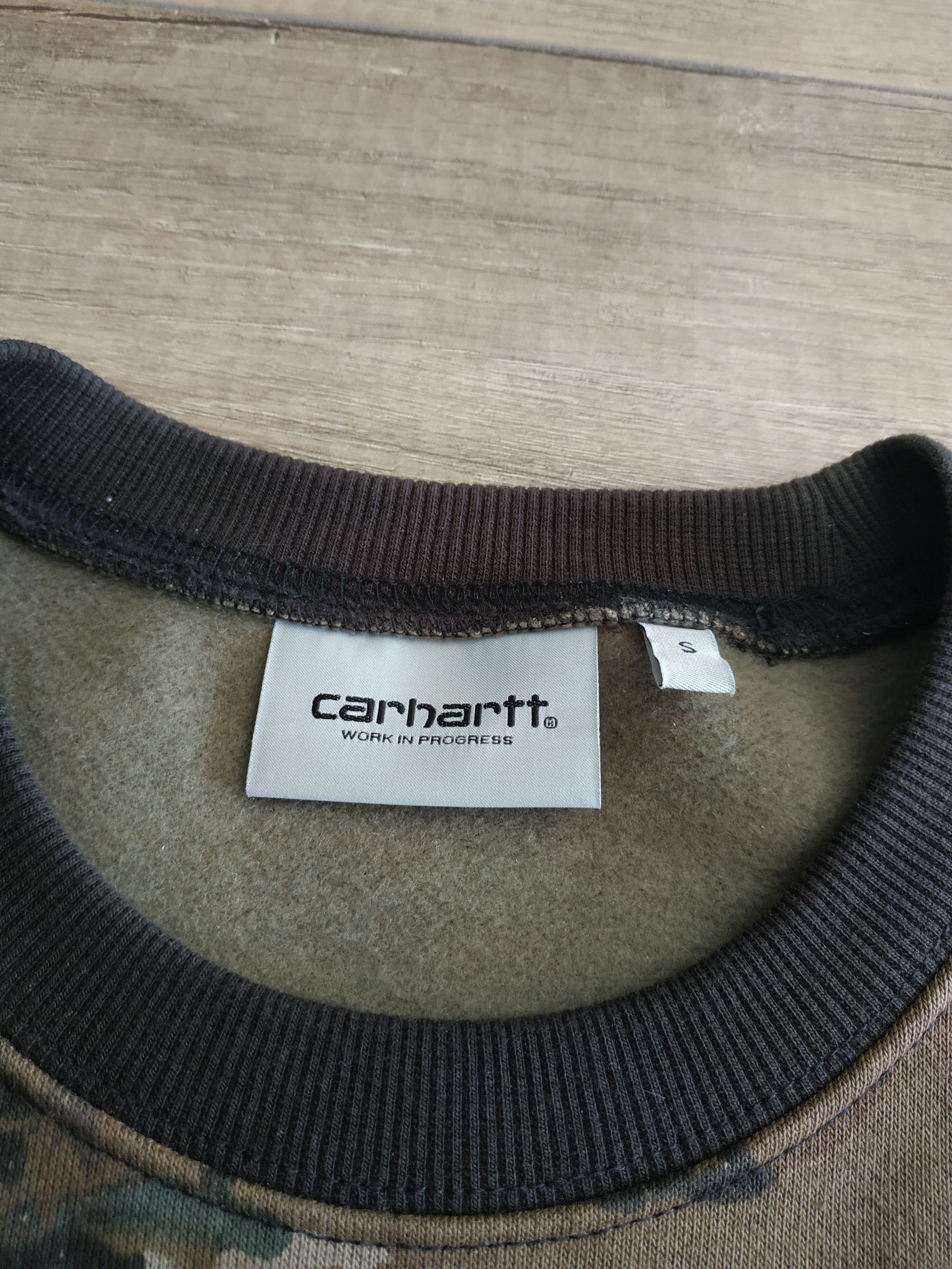 Carhartt CARHARTT Men's Camo Print Sweatshirt, s. SMALL Size US S / EU 44-46 / 1 - 10 Thumbnail