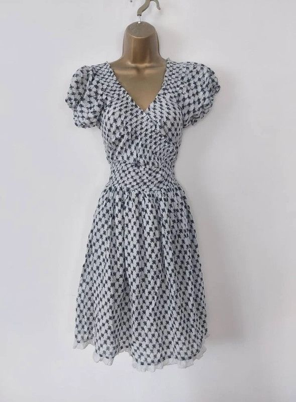 Victoria's Secret Moda International / Victoria's Secret dress S Size S / US 4 / IT 40 - 1 Thumbnail
