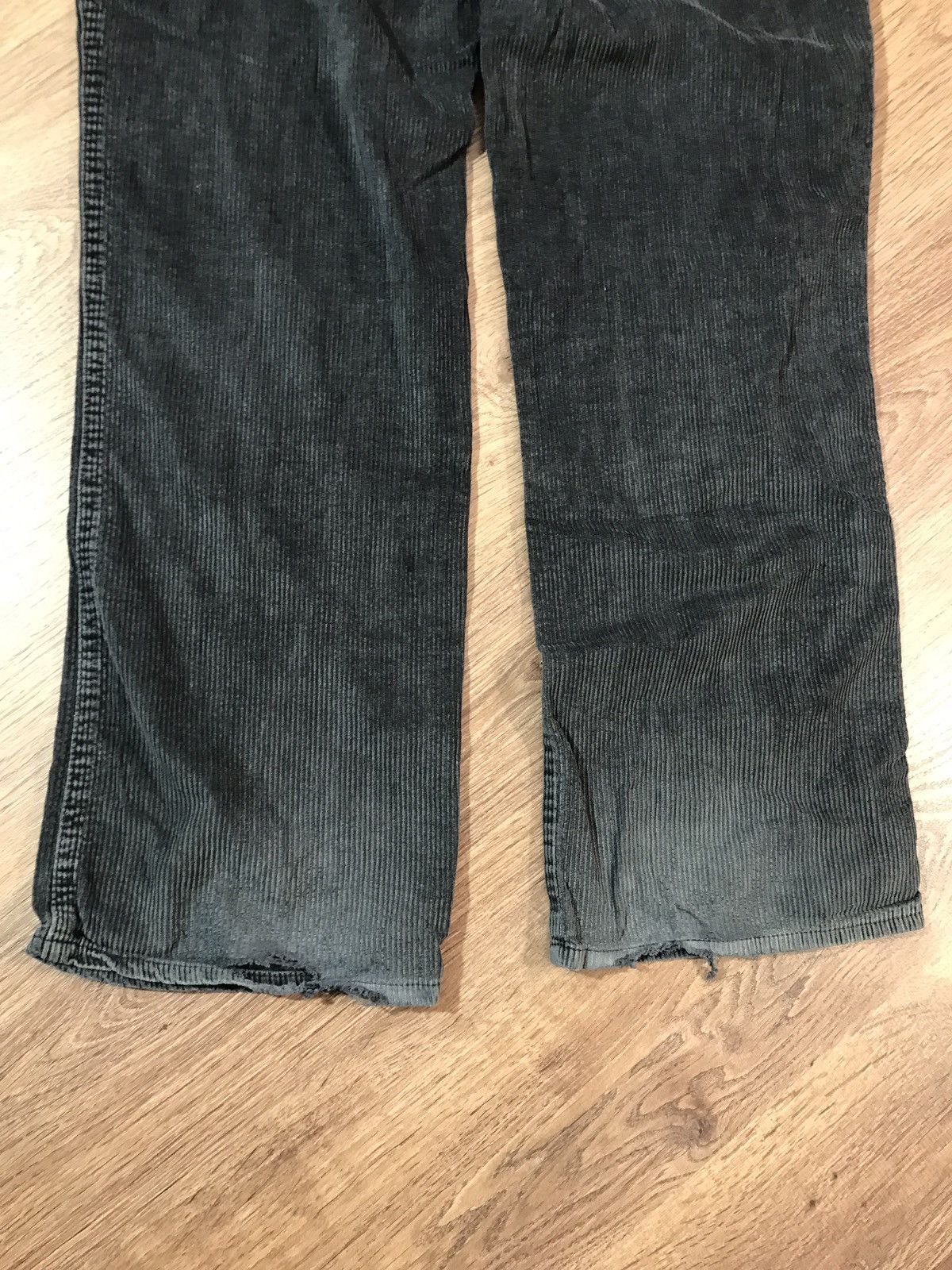 Diesel × Vintage Vintage Diesel velvet pants jeans size 36 Size US 36 / EU 52 - 7 Thumbnail