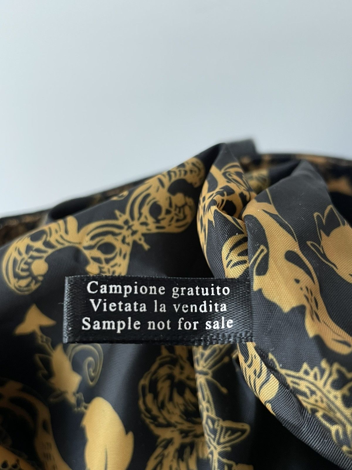 Versace Versace Parfums Weekender Tote Bag Barocco Black/Gold RARE Size ONE SIZE - 12 Thumbnail