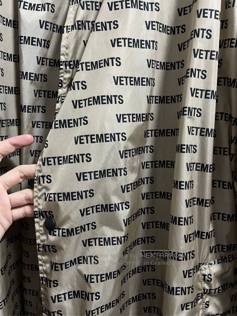 Other Vetements Letter Logo Trench Coat Size US XS / EU 42 / 0 - 3 Thumbnail