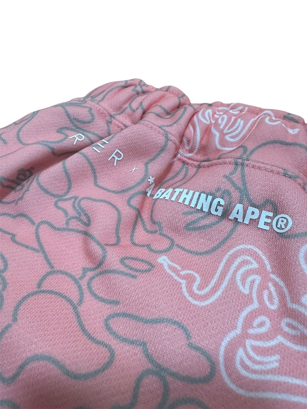 Bape BAPE X Razor neon pink camo short Size 22" - 1 Thumbnail