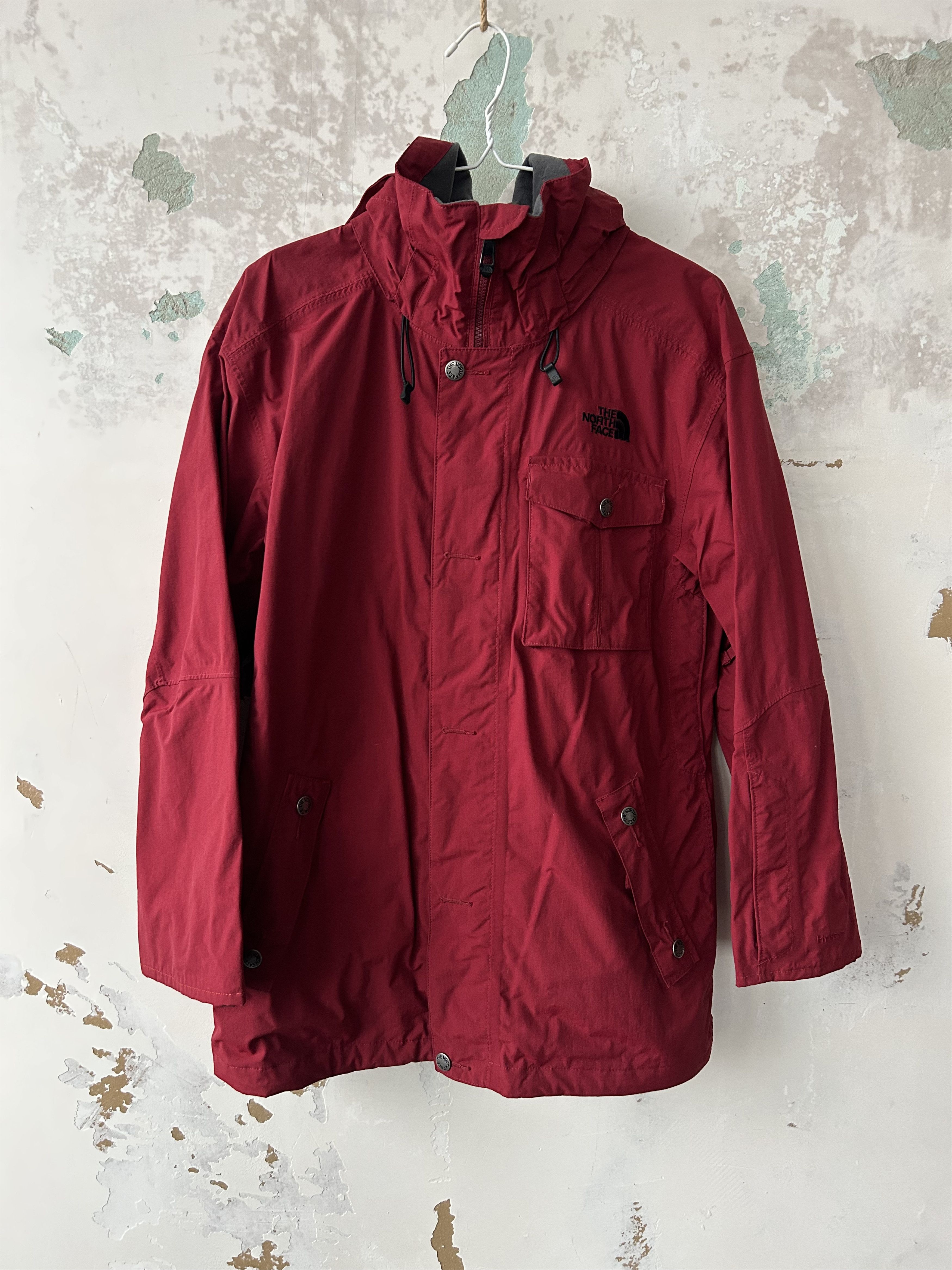The North Face The North Face jacket gore-TEX Distressed Size US S / EU 44-46 / 1 - 1 Thumbnail