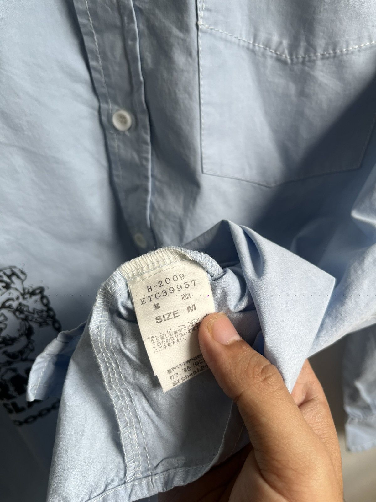 Japanese Brand Vintage RNA Inc Grunge Is Dead Shirt Size US S / EU 44-46 / 1 - 10 Thumbnail