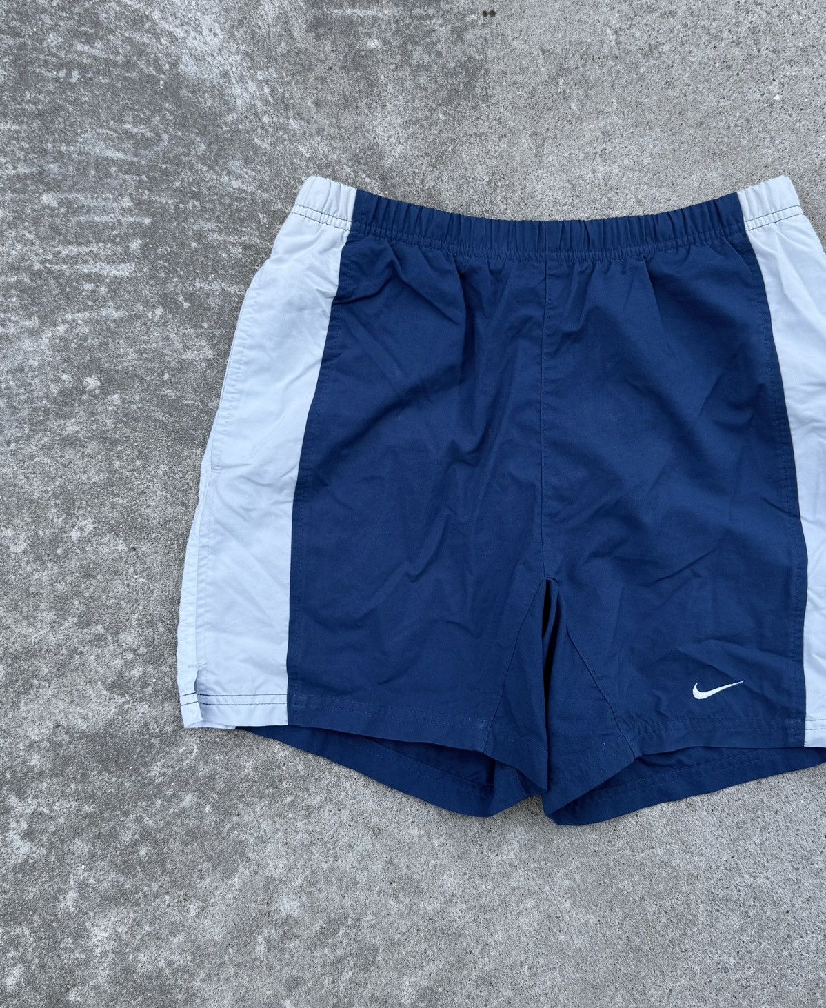 Other Vintage Nike 90s y2k streetwear nylon track shorts Size US 30 / EU 46 - 12 Thumbnail
