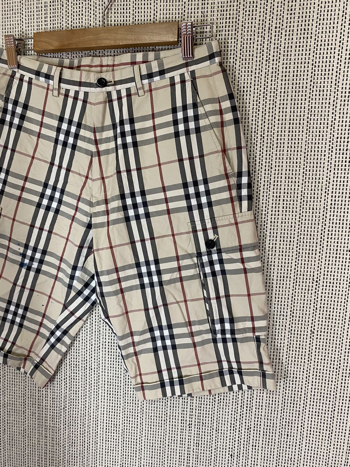 Burberry ‼️BURBERRY BLACK LABEL CARGO SHORT PANT NOVACHECK SPLITCOLOUR Size US 32 / EU 48 - 3 Thumbnail