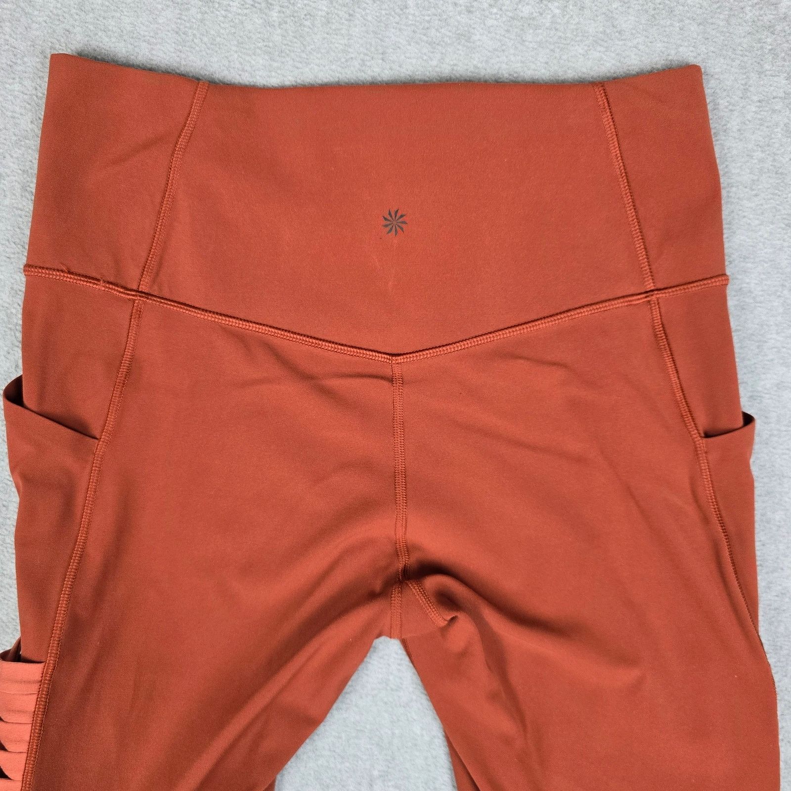 Athleta Athleta Large Salutation 7/8 Tight in Powervita Leggings Size 29" - 6 Thumbnail