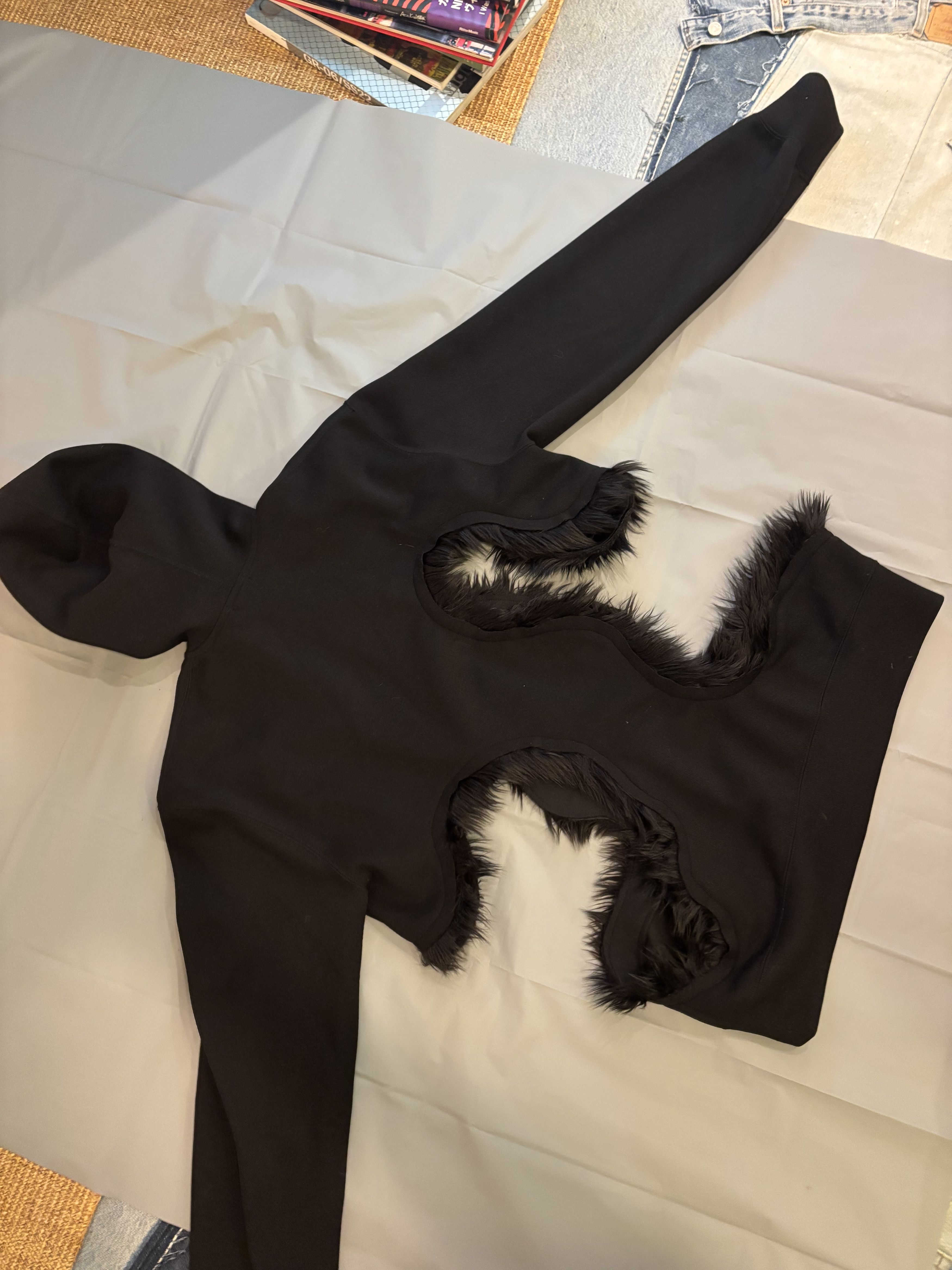 Comme des Garcons Sweat ajourée en poil Comme des Garçons Homme Plus Size US L / EU 52-54 / 3 - 17 Thumbnail