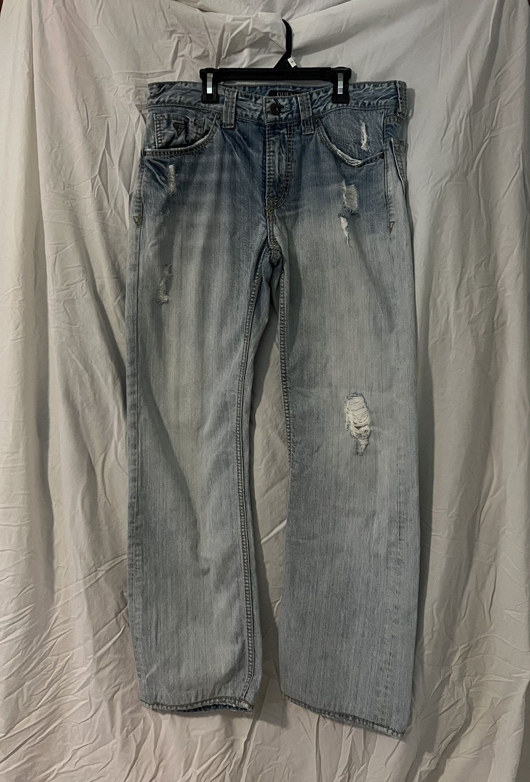 Guess Guess distressed Jeans Size US 32 / EU 48 - 1 Thumbnail