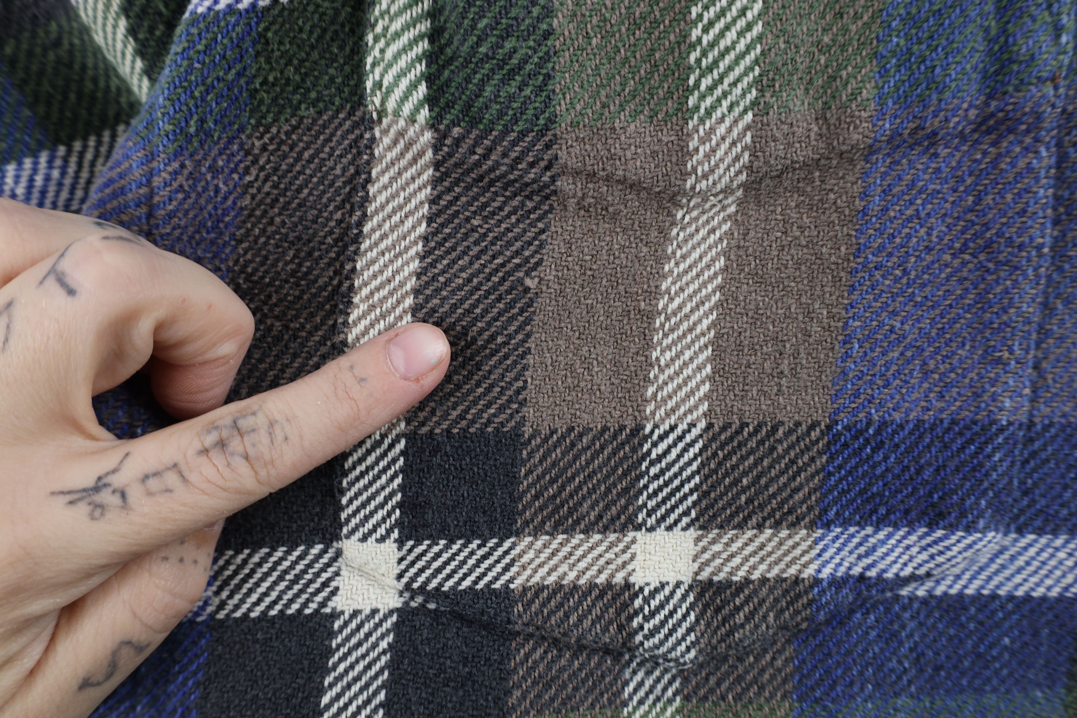 Vintage Vintage 90s Streetwear Heavyweight Collared Button Shirt Size US XL / EU 56 / 4 - 4 Thumbnail
