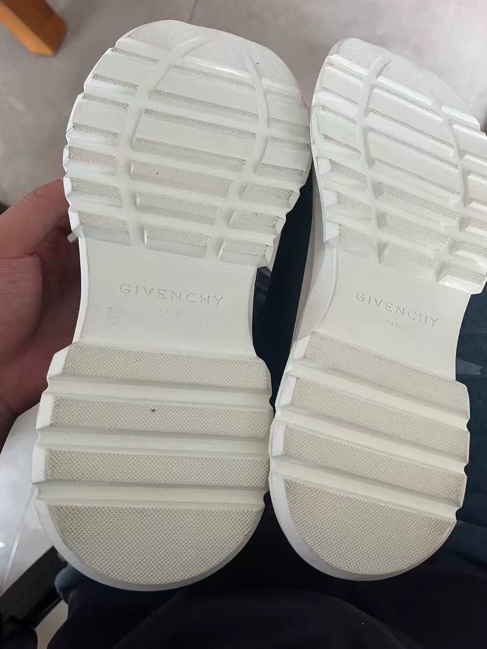 Givenchy Givenchy 23 Spectre 43 Black Worn Once Sneakers Size US 10 / EU 43 - 4 Thumbnail
