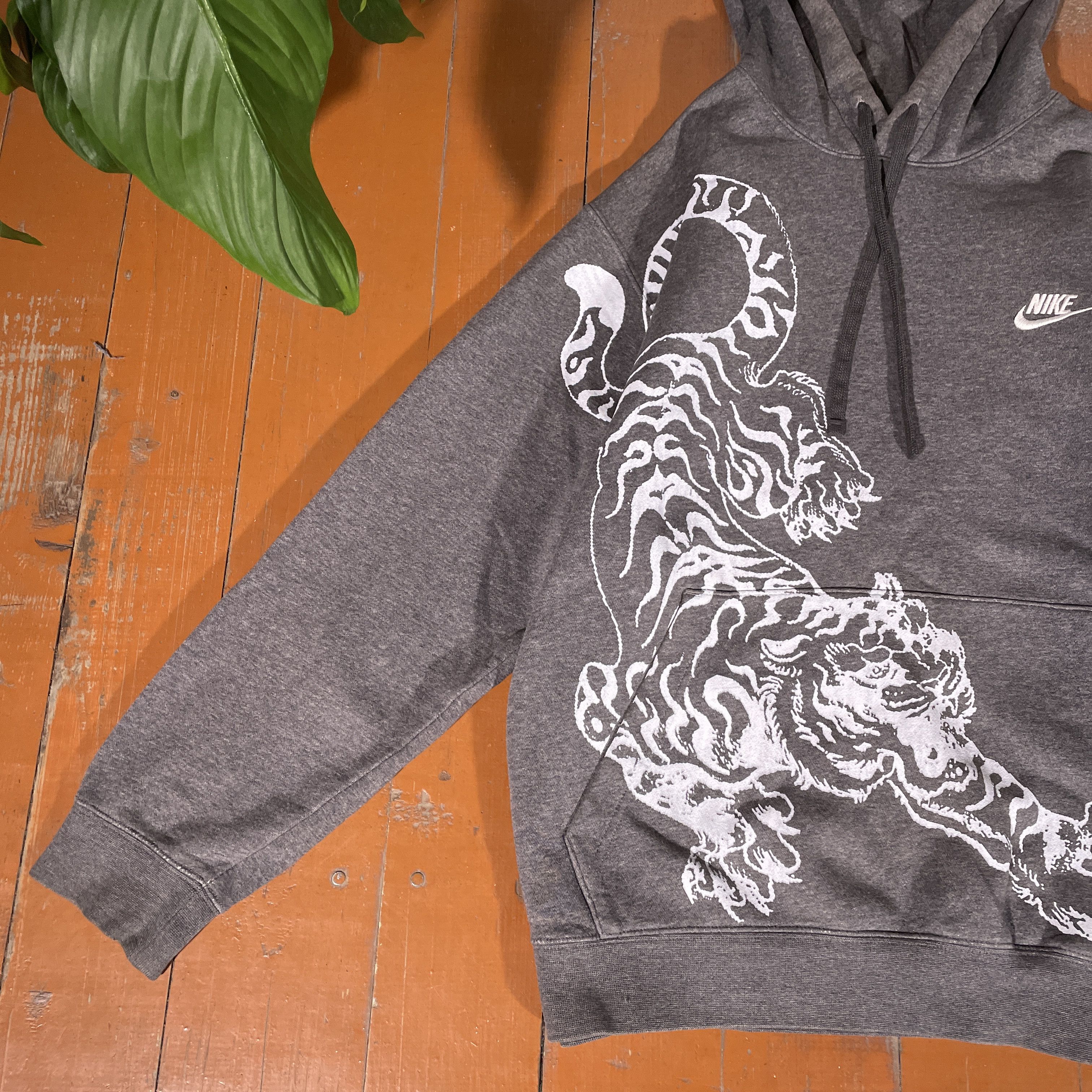 Nike Custom Nike Hoodie Tiger streetwear art grunge opium y2k Size US L / EU 52-54 / 3 - 3 Thumbnail