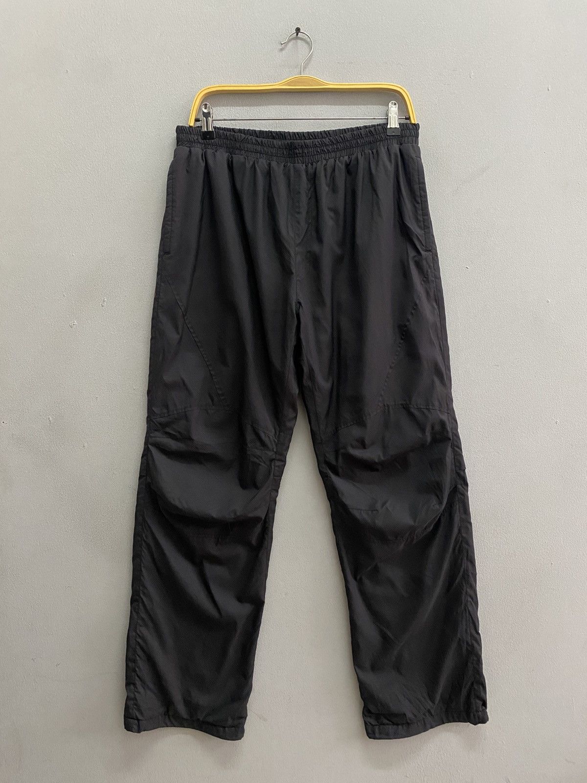 Oakley Oakley Nylon Trackpants Size MEDIUM Size US 31 - 4 Thumbnail