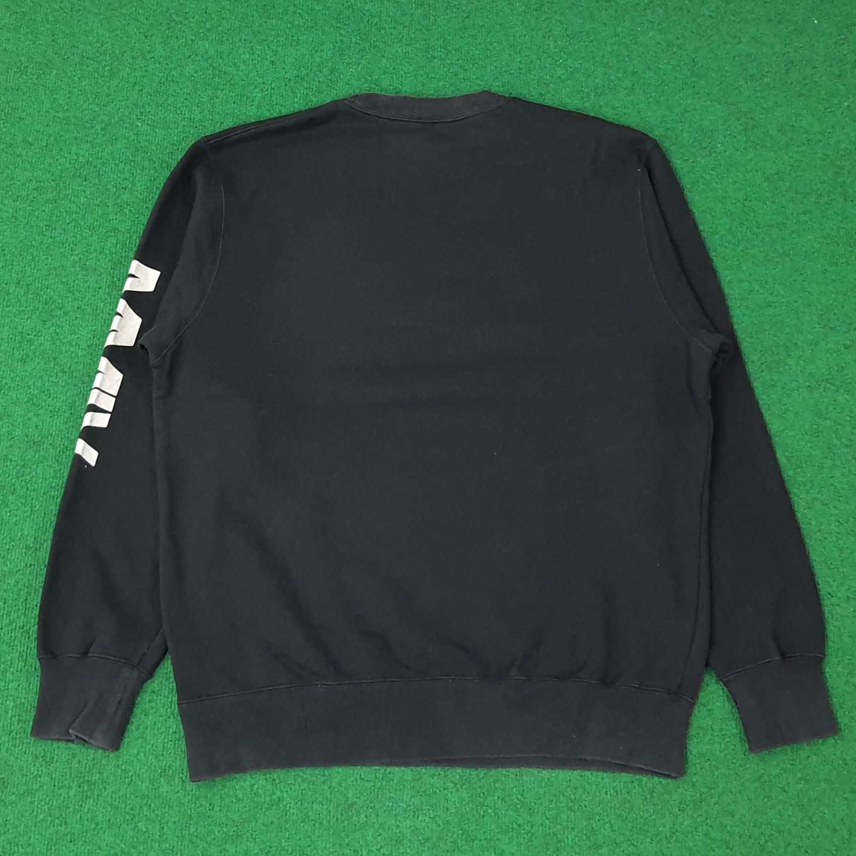 Nike Vintage Nike MMIV Sweatshirt C254N8 Size US L / EU 52-54 / 3 - 3 Thumbnail