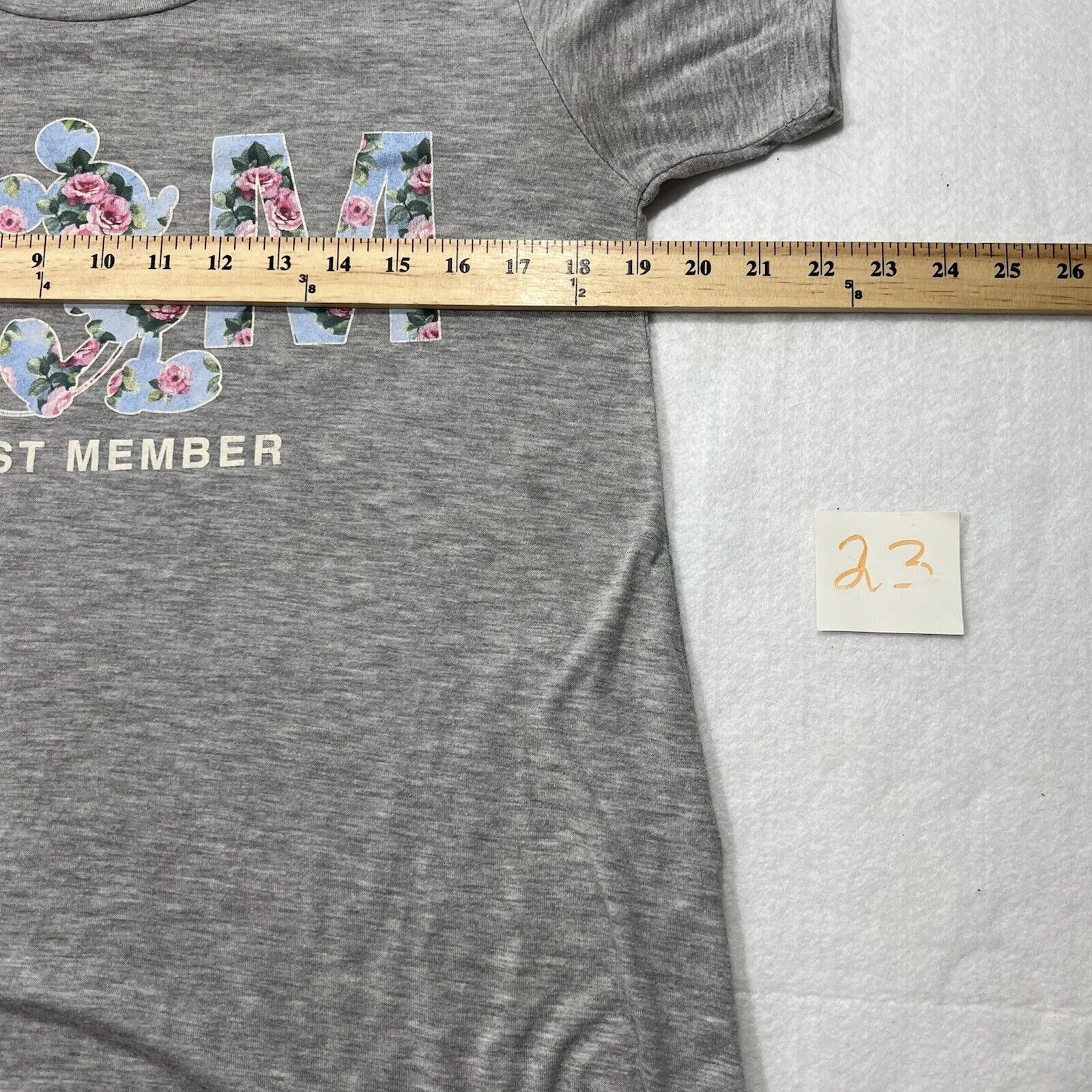 Disney Disney Cast Exclusive Collection Large Gray Floral T Shirt Size L / US 10 / IT 46 - 9 Thumbnail