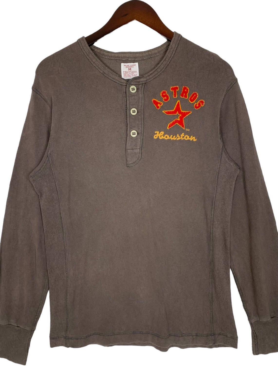 Japanese Brand Uniqlo Astros Houton MLB Japanese Brand Crewneck Longsleeve Size US S / EU 44-46 / 1 - 2 Thumbnail