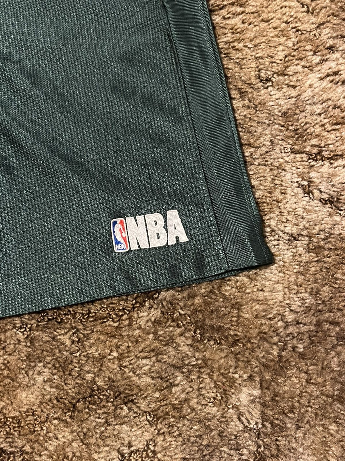 NBA Vintage NBA Mesh Basketball Logo Shorts Green Medium Size US 32 / EU 48 - 2 Thumbnail