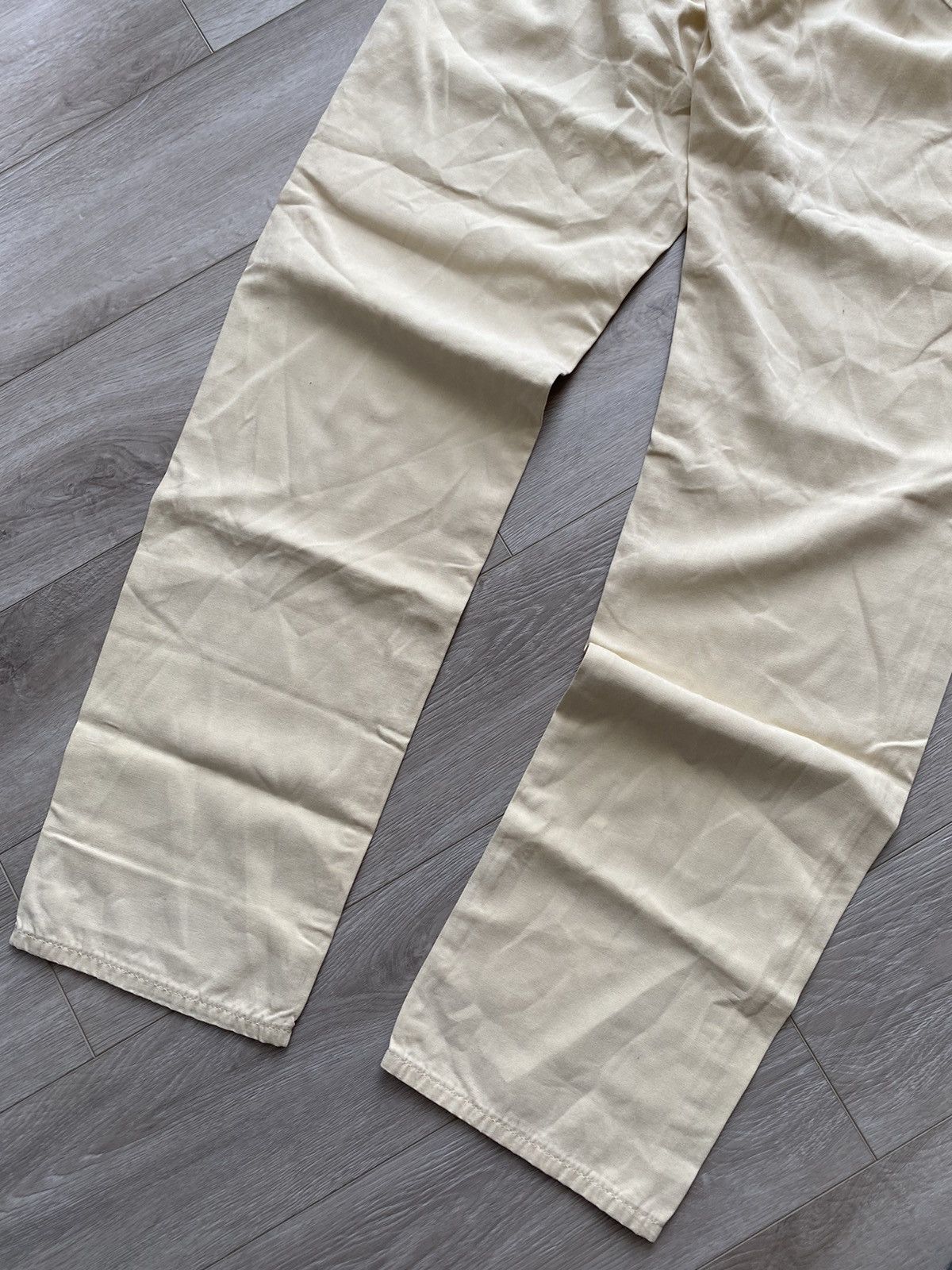 Versace × Versace Jeans Couture × Vintage Vintage Versace Jeans Couture Beige Chino Pants Trousers Size US 40 / EU 56 - 3 Thumbnail