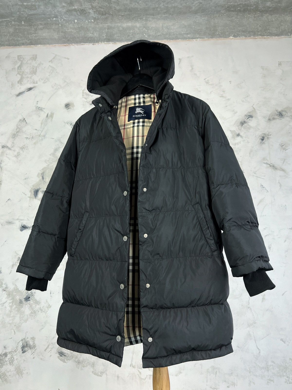 Burberry Burberry Down Jacket Puffer Coat Size S - M 44 Size M / US 6-8 / IT 42-44 - 1 Thumbnail