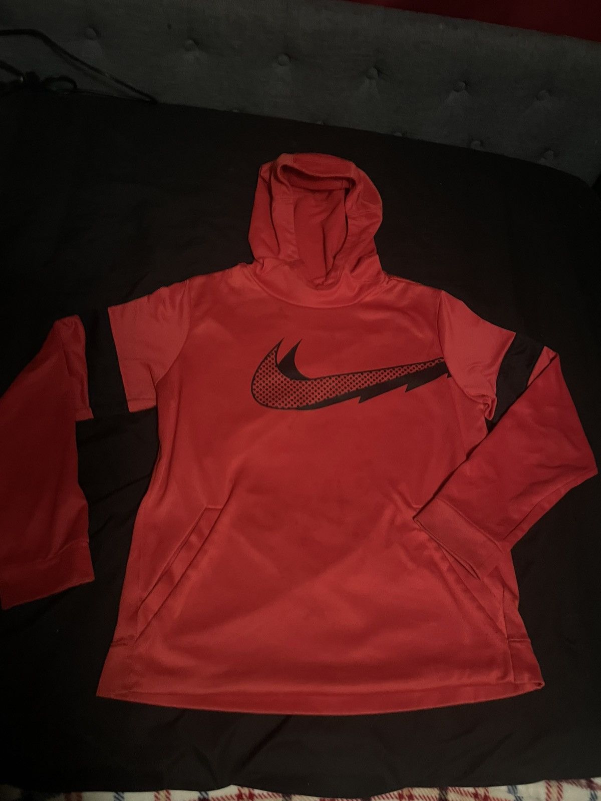 Nike Nike dry-fit red and black hoodie #sportswear Size US M / EU 48-50 / 2 - 1 Thumbnail
