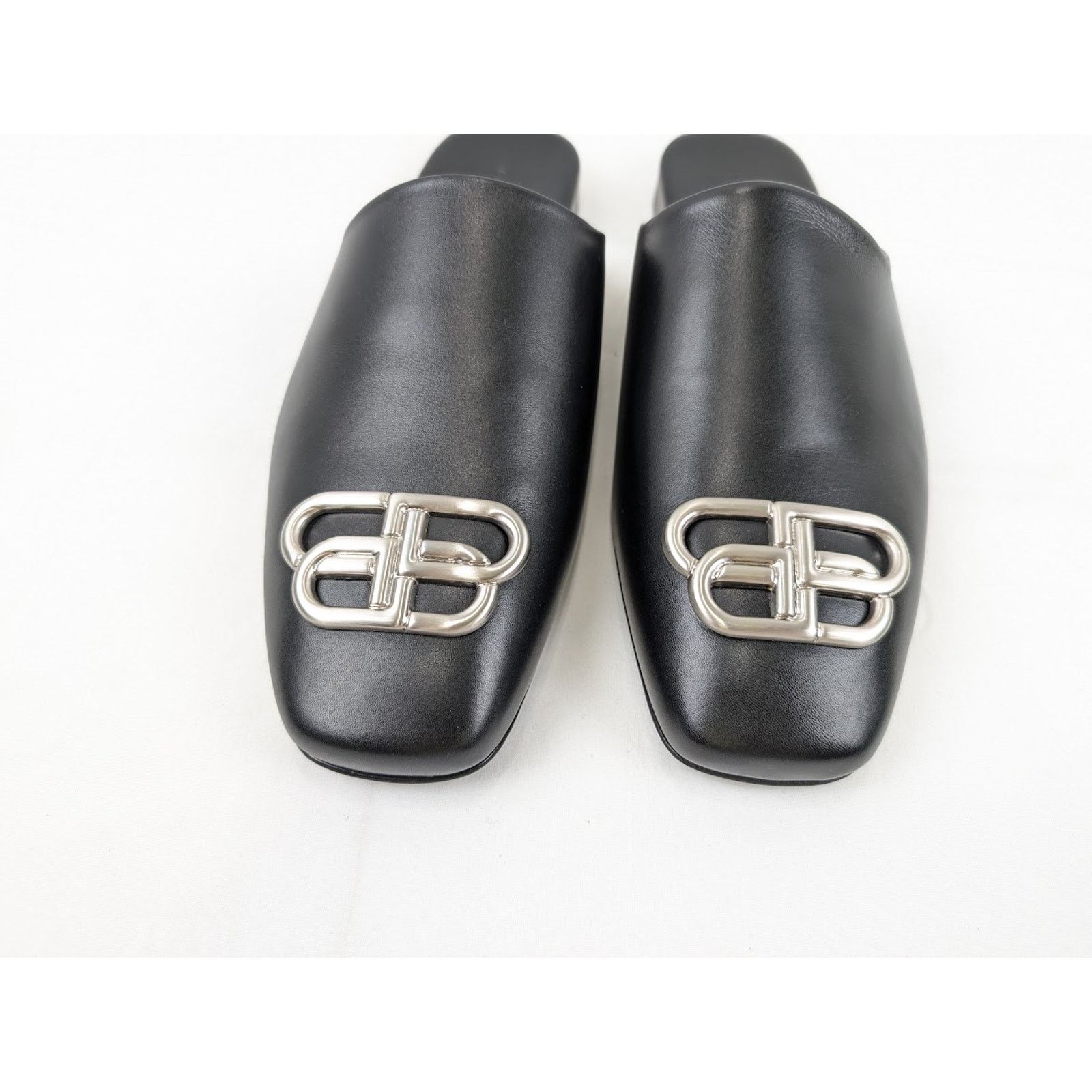 Balenciaga o1rshd1 Q:3 / Cosy BB Mules in Black/Nikel Size US 10 / EU 43 - 13 Thumbnail