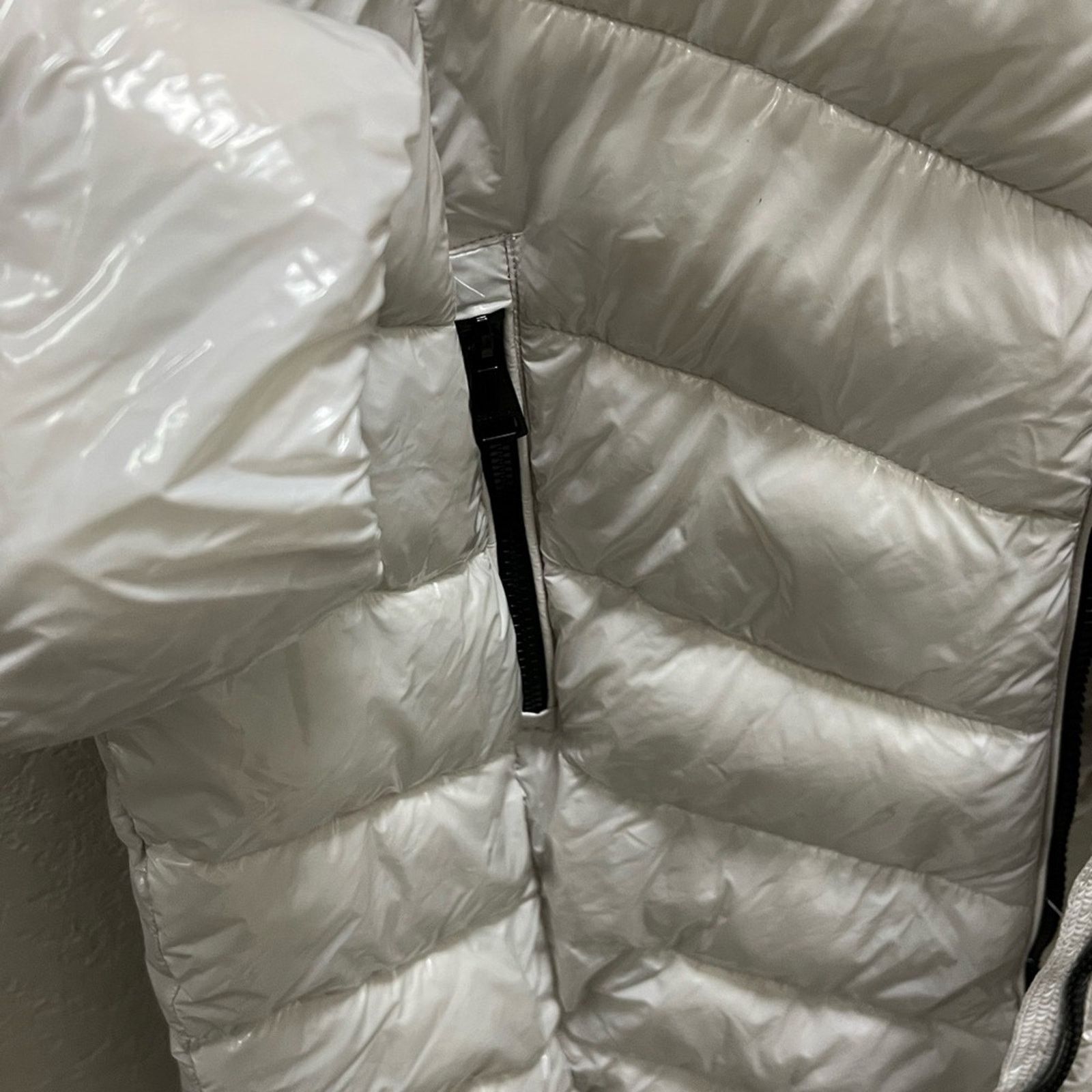 Calvin Klein Calvin Klein Womens L Chevron Hood Jacket White Sorona CK Size L / US 10 / IT 46 - 3 Thumbnail