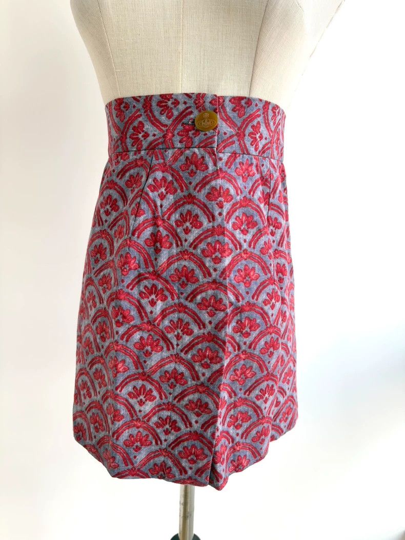 Vivienne Westwood Vivienne Westwood Red relief pattern skirt Size 26" / US 2 / IT 38 - 1 Thumbnail