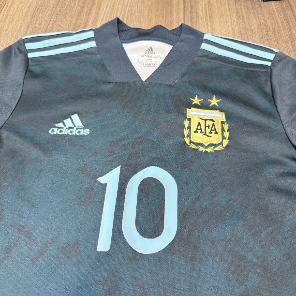Adidas Argentina 19/20 away shirt #10 Messi Size US S / EU 44-46 / 1 - 3 Thumbnail