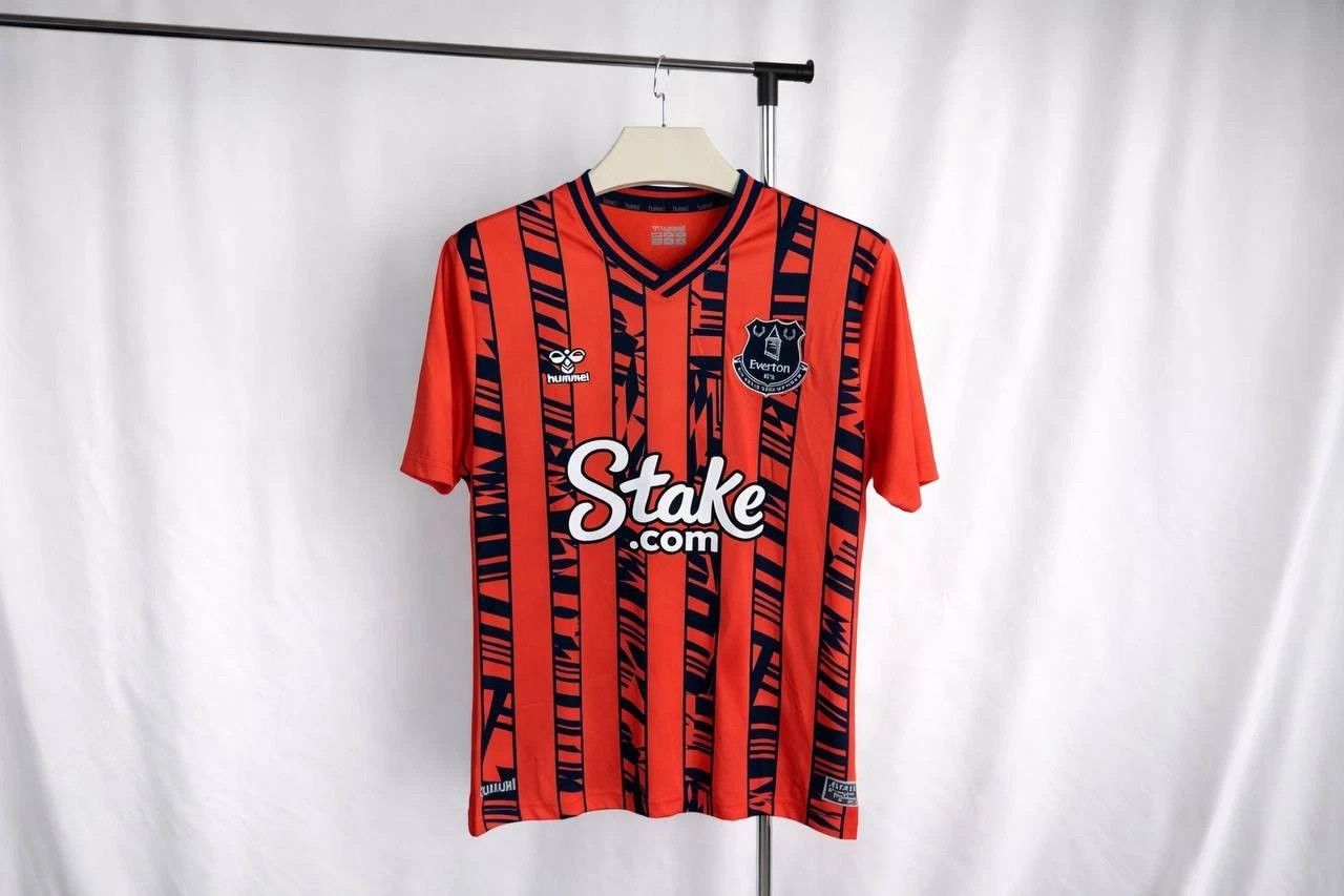 Hummel Everton 23/24 Away Authentic Blank Jersey Pink Hummel Size US M / EU 48-50 / 2 - 1 Thumbnail