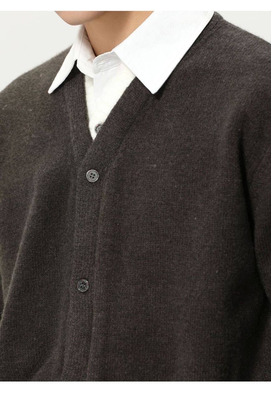 Other Men’s two-piece V-neck knit sweater Size US M / EU 48-50 / 2 - 8 Thumbnail