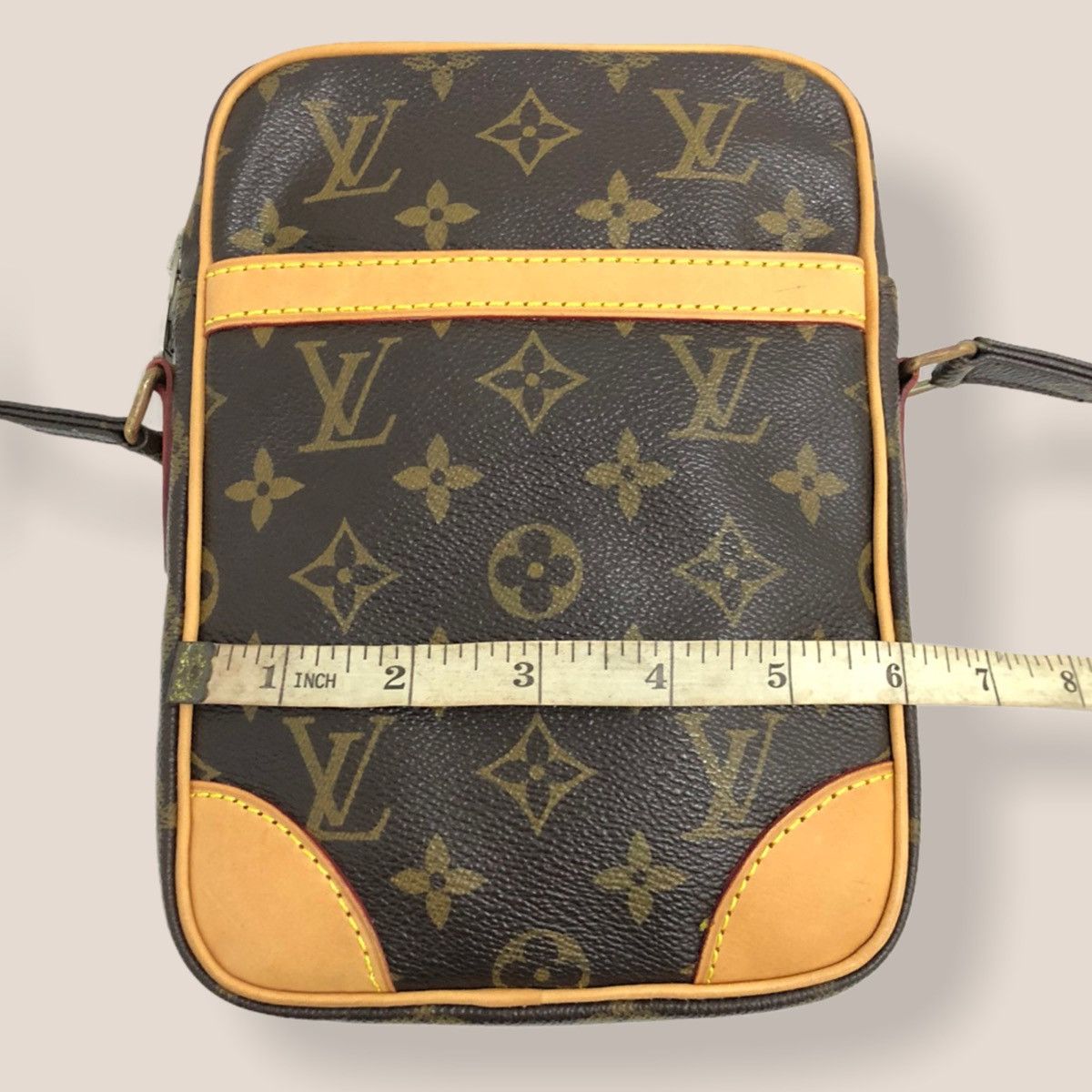 Louis Vuitton ‼️YES‼️ LOUIS VUITTON MONOGRAM DANUBE CROSSBODY SLING BAG Size ONE SIZE - 15 Thumbnail