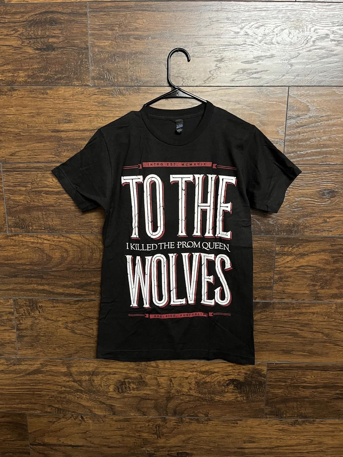 Designer I Killed the Prom Queen T-shirt To The Wolves Australia Tee Size US S / EU 44-46 / 1 - 1 Thumbnail